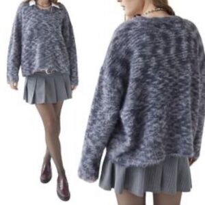 BDG Gray Fuzzy Women’s Fluffy Knit Pullover Sweater Size M